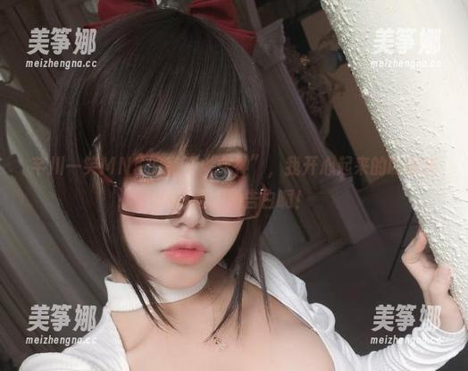 芊川一笑MNK 芊川一笑MNK的高清“女神”,我开心起来的时候连风都想跟她告白啊!