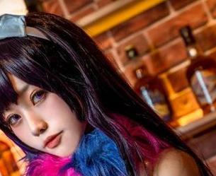 芊川一笑MNK的作品“姐姐”,你不点开我就不信这世道!