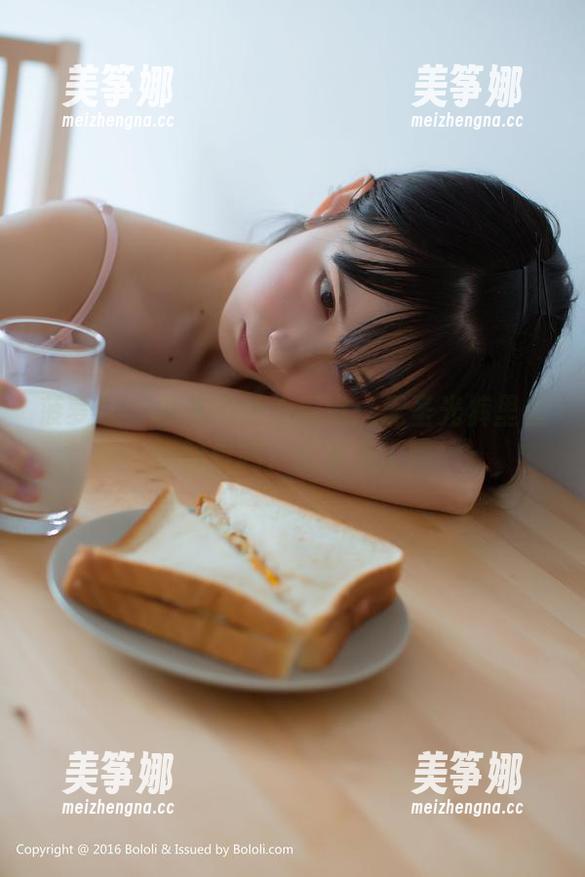 菠萝社-柳侑绮 菠萝社 - 柳侑绮倾心奉送:无圣光裤里丝,你敢看吗?全套来了哦!
