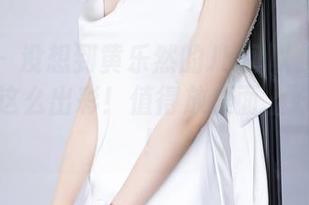 语画界 – 没想到黄乐然的JK可以把高清壁纸玩得这么出彩!值得放桌面上好好瞧瞧!