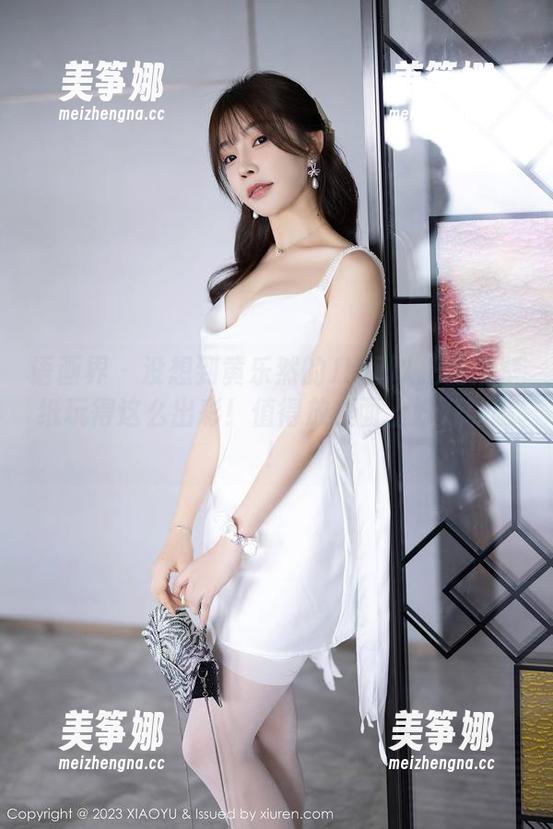 语画界 - 没想到黄乐然的JK可以把高清壁纸玩得这么出彩！值得放桌面上好好瞧瞧！