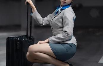 资源升级，轩萧学姐变身兴登堡兔女郎，幽默与美来撞脸！