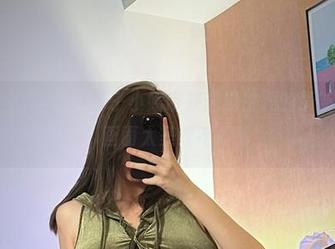 微密圈 – Wow,醇子小姨带来泳池主题的最新写真集,画面太美我不敢看