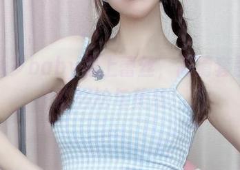 当鹿八岁baby遇上蕾丝,高清套图满分的尴尬与美感!